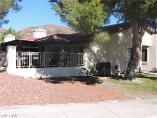 Photo #1: 2217853 Listing 