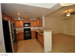 Photo #2: 2217880 Listing 