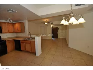 Photo #4: 2217880 Listing 