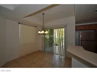 Photo #5: 2217880 Listing 