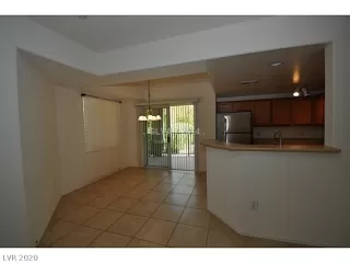 Photo #6: 2217880 Listing 