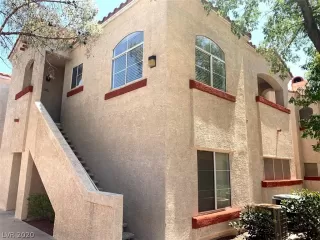 Photo #1: 2217890 Listing 