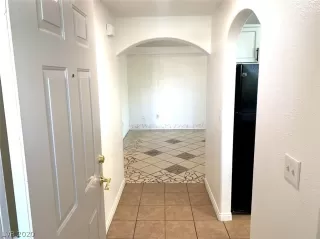 Photo #2: 2217890 Listing 