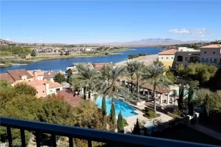 Photo #2: 2217901 Listing 