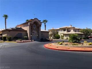 Photo #4: 2217930 Listing 