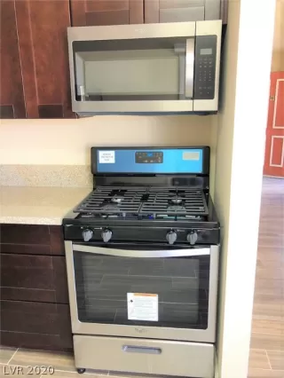 Photo #3: 2218053 Listing 