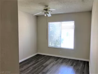 Photo #6: 2218053 Listing 