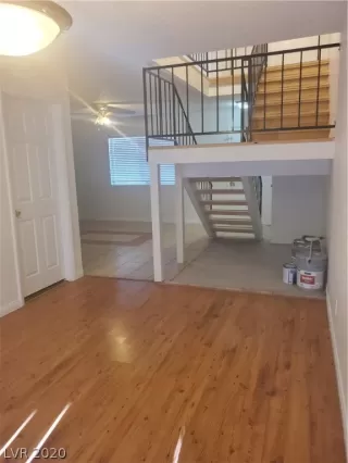 Photo #4: 2218062 Listing