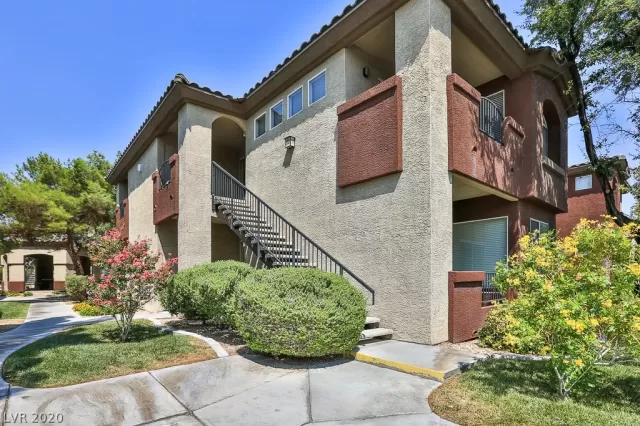 MLS: 2218064 Condo For Sale