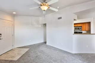 Photo #3: 2218064 Listing