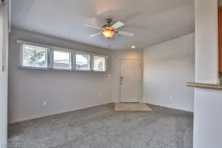 Photo #4: 2218064 Listing