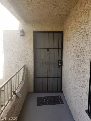 Photo #4: 2218078 Listing