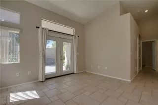 Photo #4: 2218135 Listing