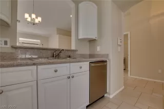 Photo #6: 2218135 Listing