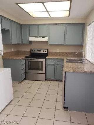 Photo #6: 2218157 Listing 