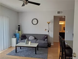 Photo #2: 2218170 Listing