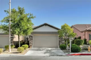 Photo #1: 2218177 Listing