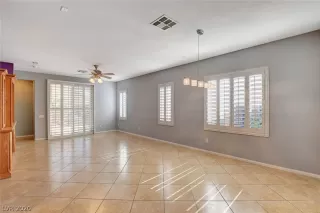 Photo #4: 2218177 Listing