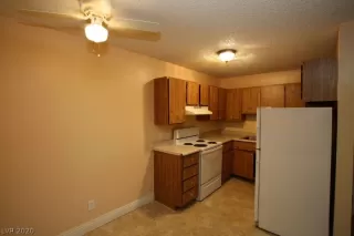 Photo #3: 2218186 Listing 