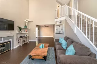 Photo #2: 2218209 Listing