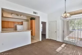 Photo #4: 2218249 Listing