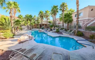 Photo #1: 2218258 Listing