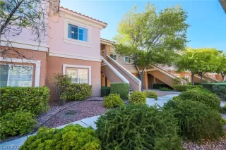 Photo #3: 2218258 Listing