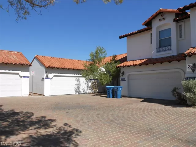 MLS: 2218278 Condo For Sale