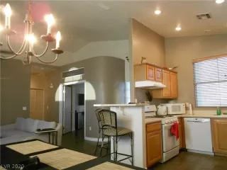 Photo #1: 2218278 Listing 