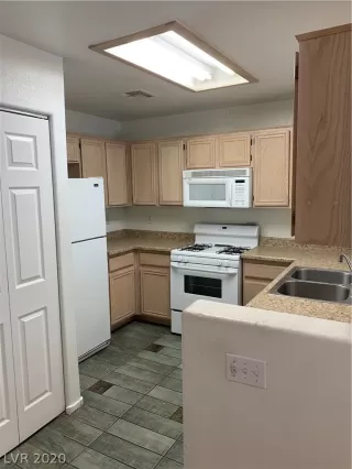 Photo #6: 2218290 Listing 
