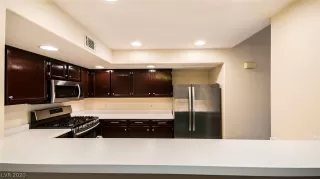 Photo #6: 2218293 Listing