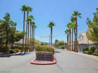 Photo #1: 2218313 Listing