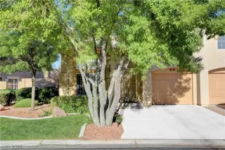 Photo #1: 2218324 Listing