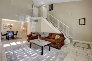 Photo #3: 2218324 Listing