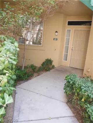 Photo #3: 2218424 Listing