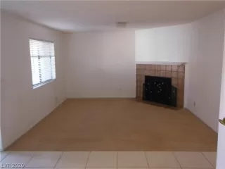 Photo #2: 2218426 Listing