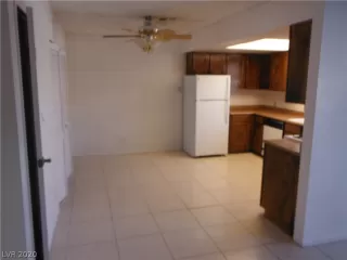 Photo #3: 2218426 Listing