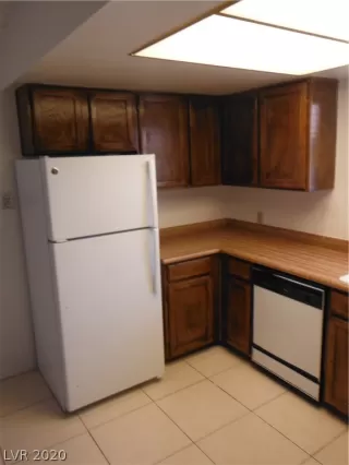 Photo #6: 2218426 Listing