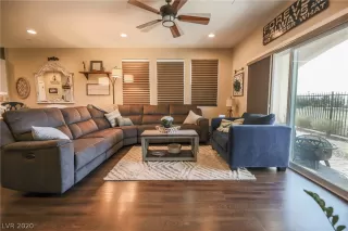 Photo #3: 2218458 Listing 