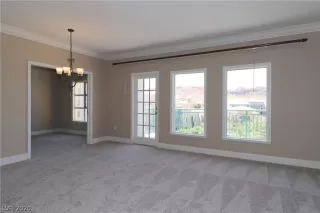 Photo #3: 2218480 Listing