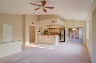Photo #4: 2218486 Listing 