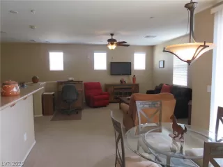 Photo #6: 2218522 Listing