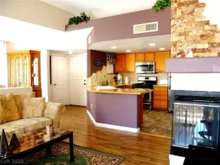 Photo #4: 2218548 Listing 