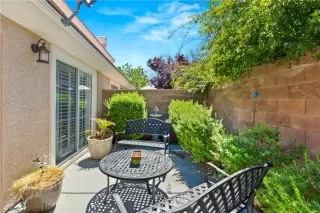 Photo #3: 2218621 Listing