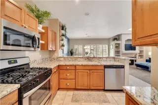 Photo #1: 2218750 Listing