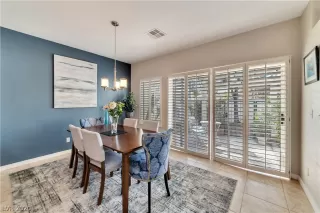 Photo #3: 2218750 Listing