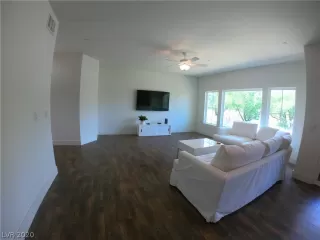 Photo #3: 2218834 Listing 