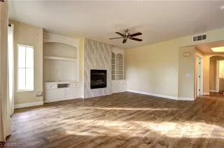 Photo #2: 2218840 Listing