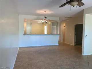 Photo #3: 2218856 Listing 