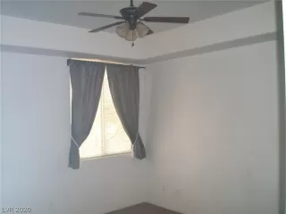 Photo #4: 2218862 Listing